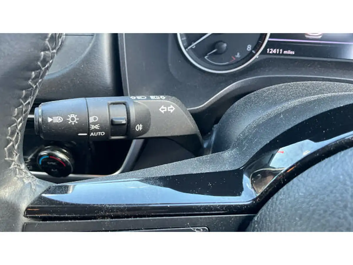 2022-nissan-qashqai-13-dig-t-acenta-premium-140ps-big-29