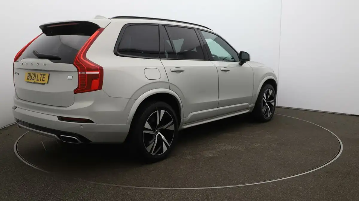 2021-volvo-xc90-20-t8-r-design-390bhp-big-53