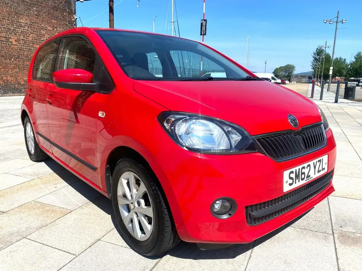 2013-skoda-citigo-10-elegance-59bhp-5d-big-4