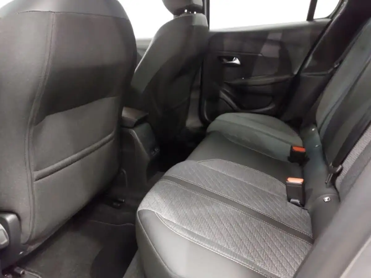 2024-peugeot-208-12-puretech-allure-hybrid-e-dsc6-big-5