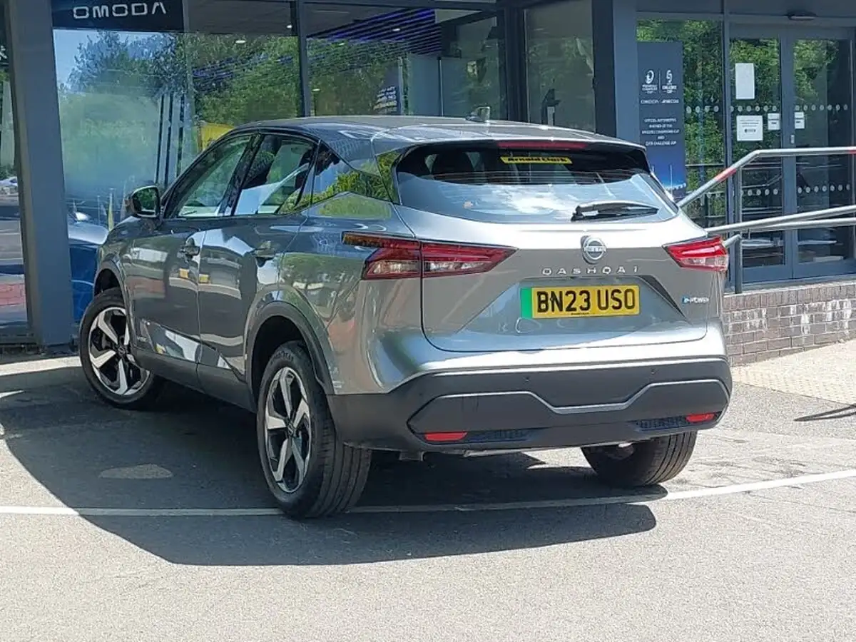 2023-nissan-qashqai-15-acenta-premium-big-1