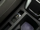 2021-volkswagen-t-roc-10-tsi-active-hatchback-5d-small-31