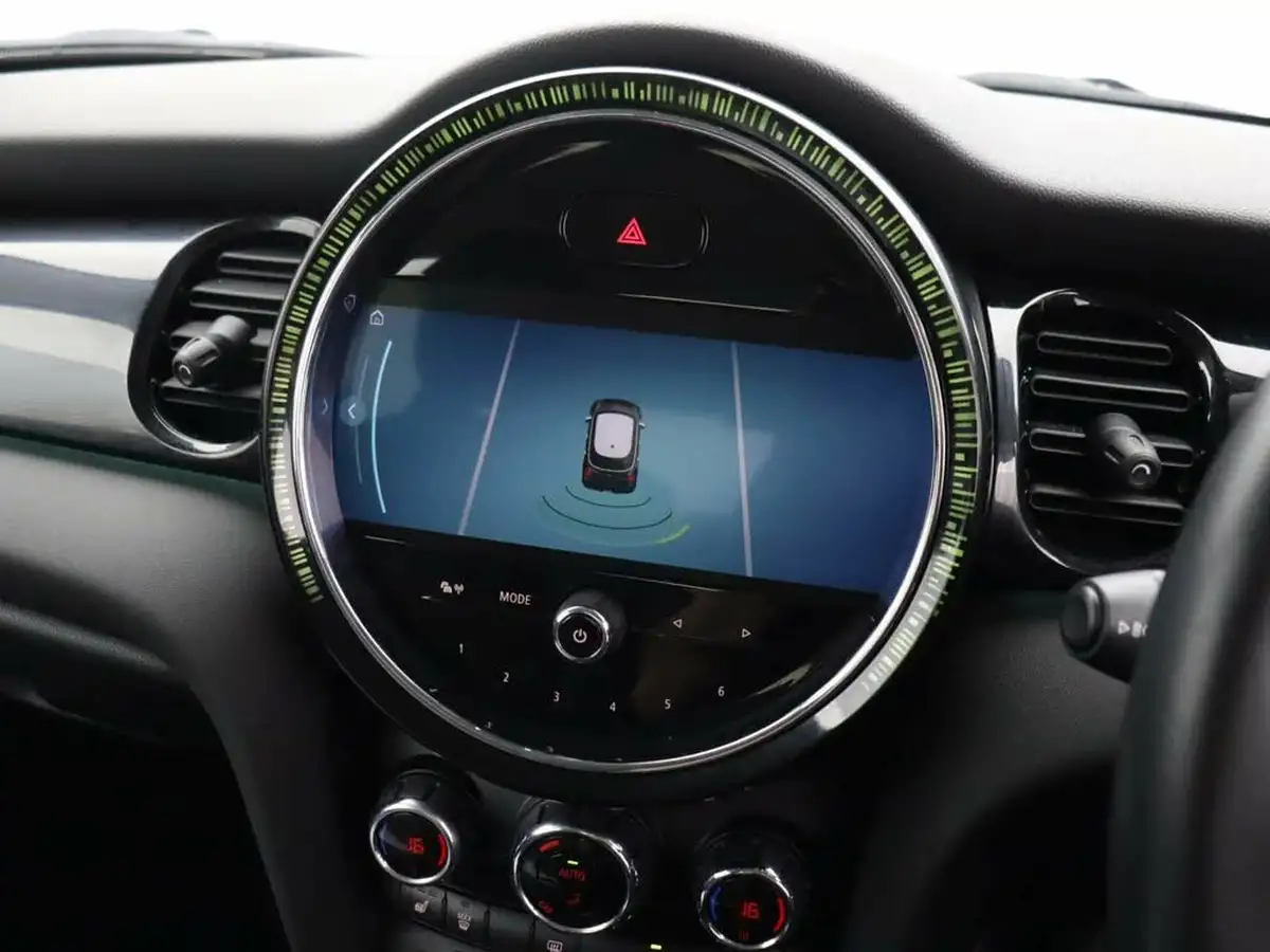 2021-mini-cooper-15-cooper-classic-hatchback-5d-auto-big-27