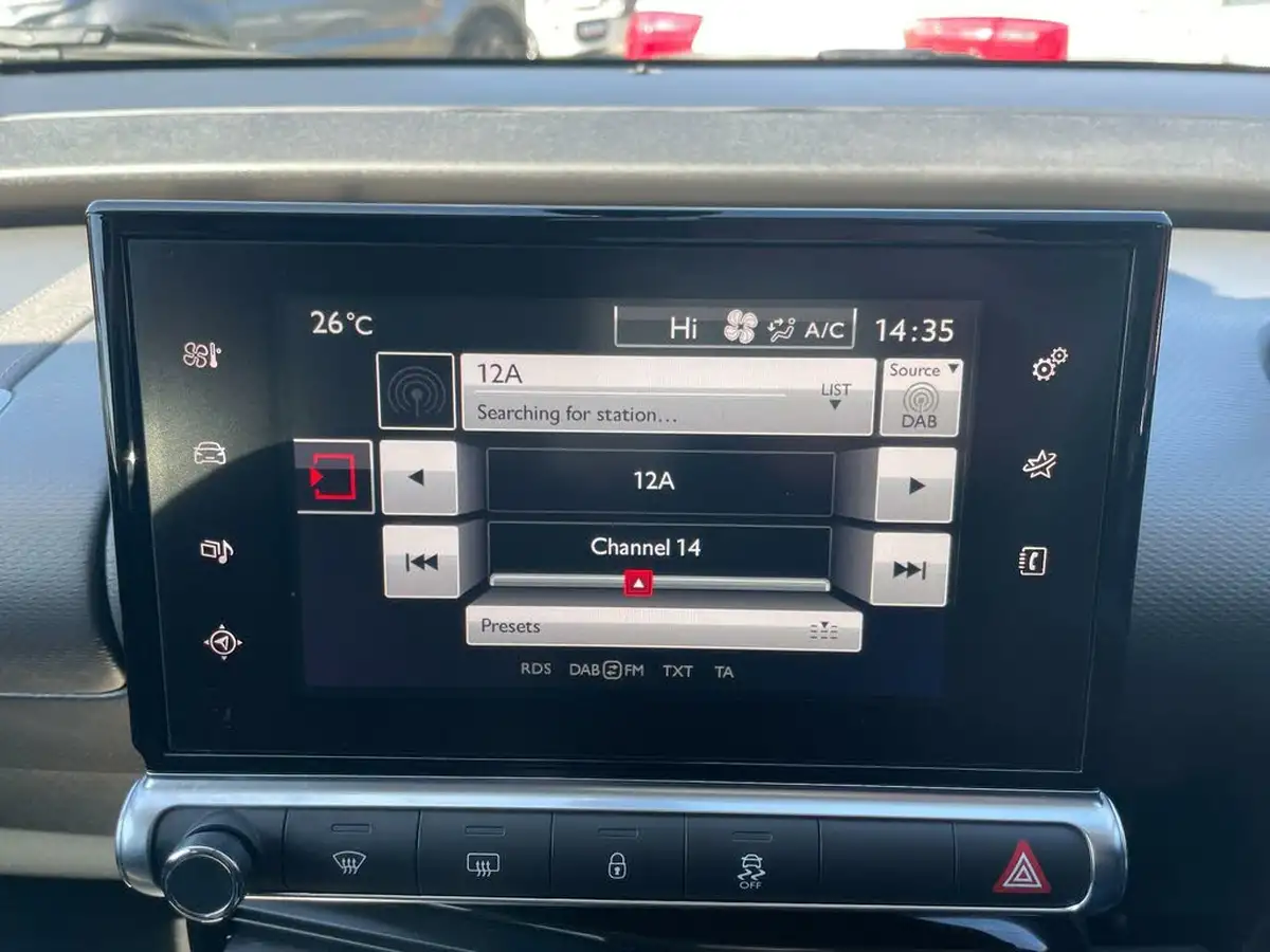 2016-citroen-c4-cactus-12-puretech-flair-82ps-ss-etg-big-25