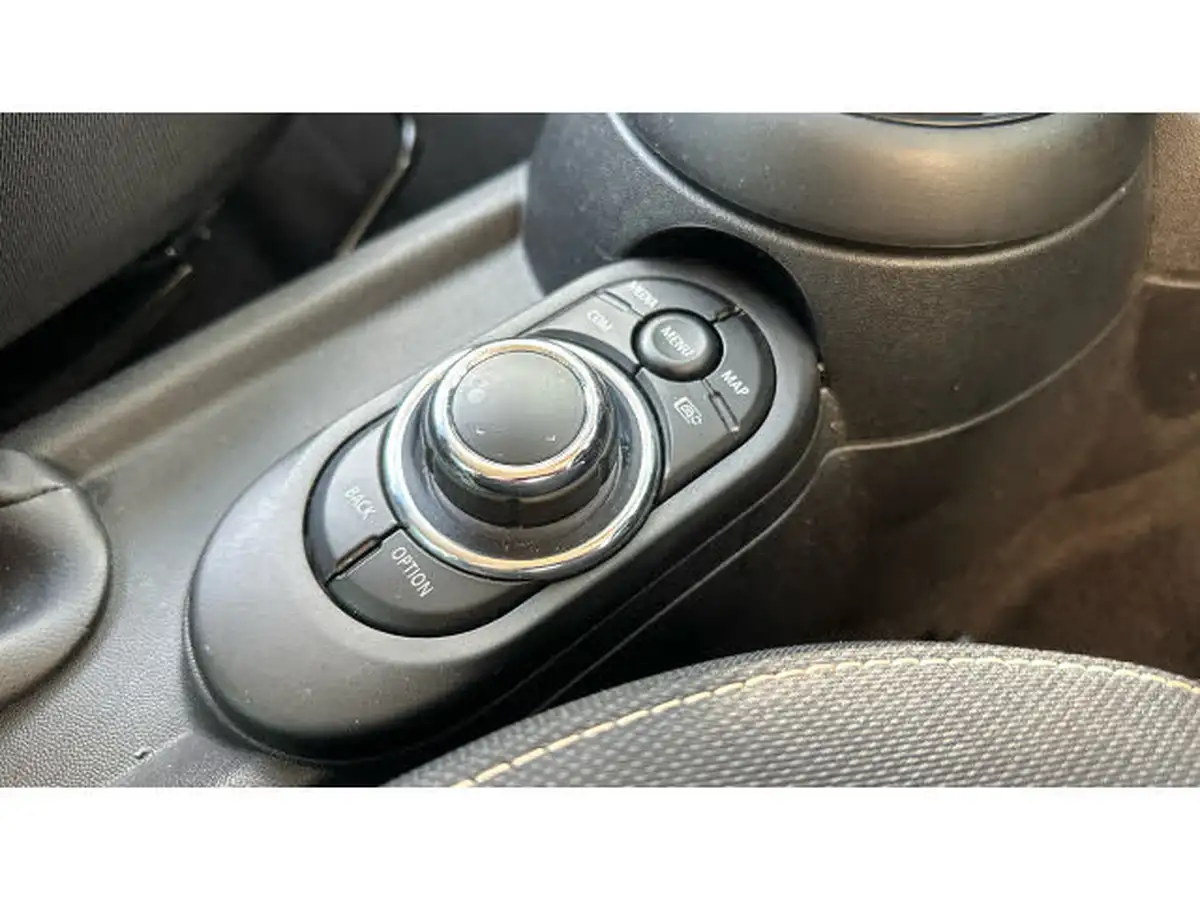 2021-mini-cooper-15-cooper-classic-hatchback-5d-auto-big-18