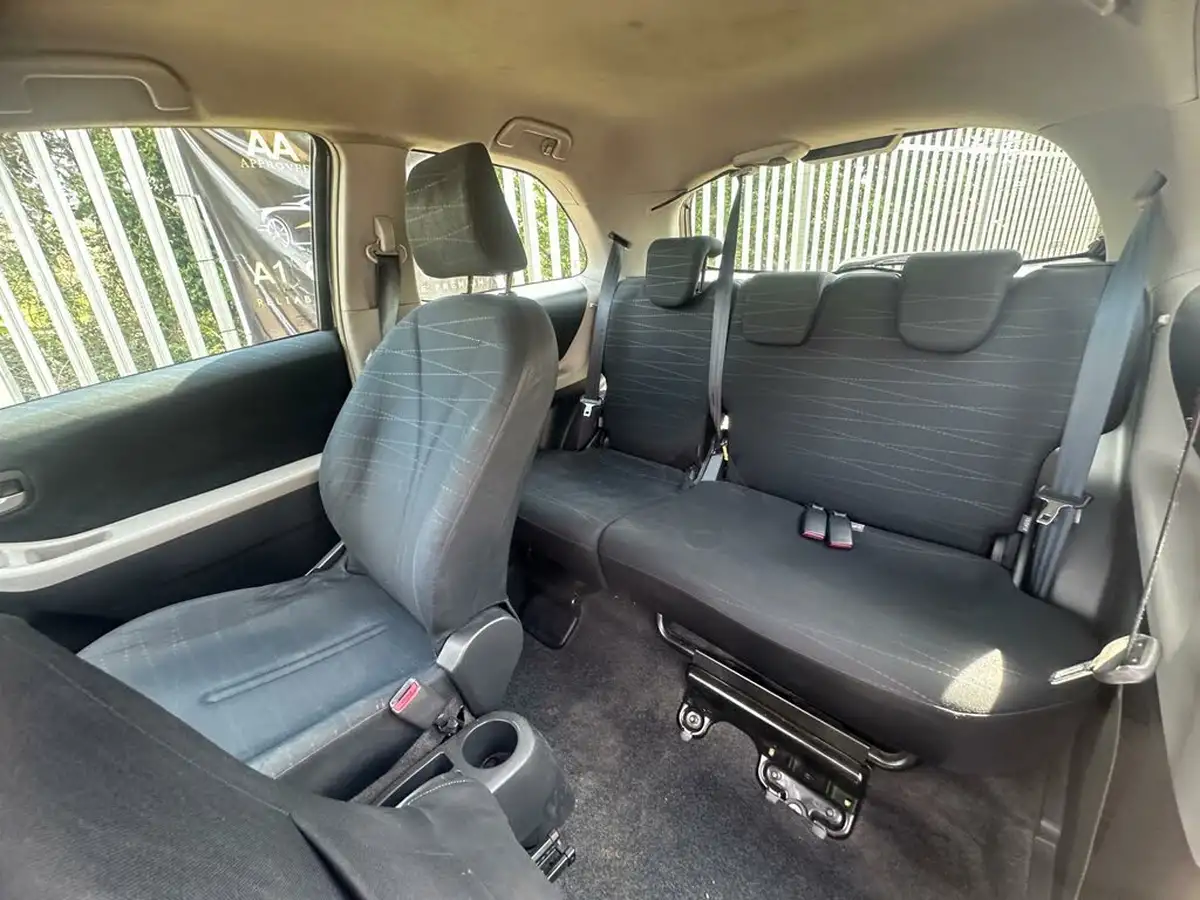 2008-toyota-yaris-13-t-spirit-3d-mmt-big-15