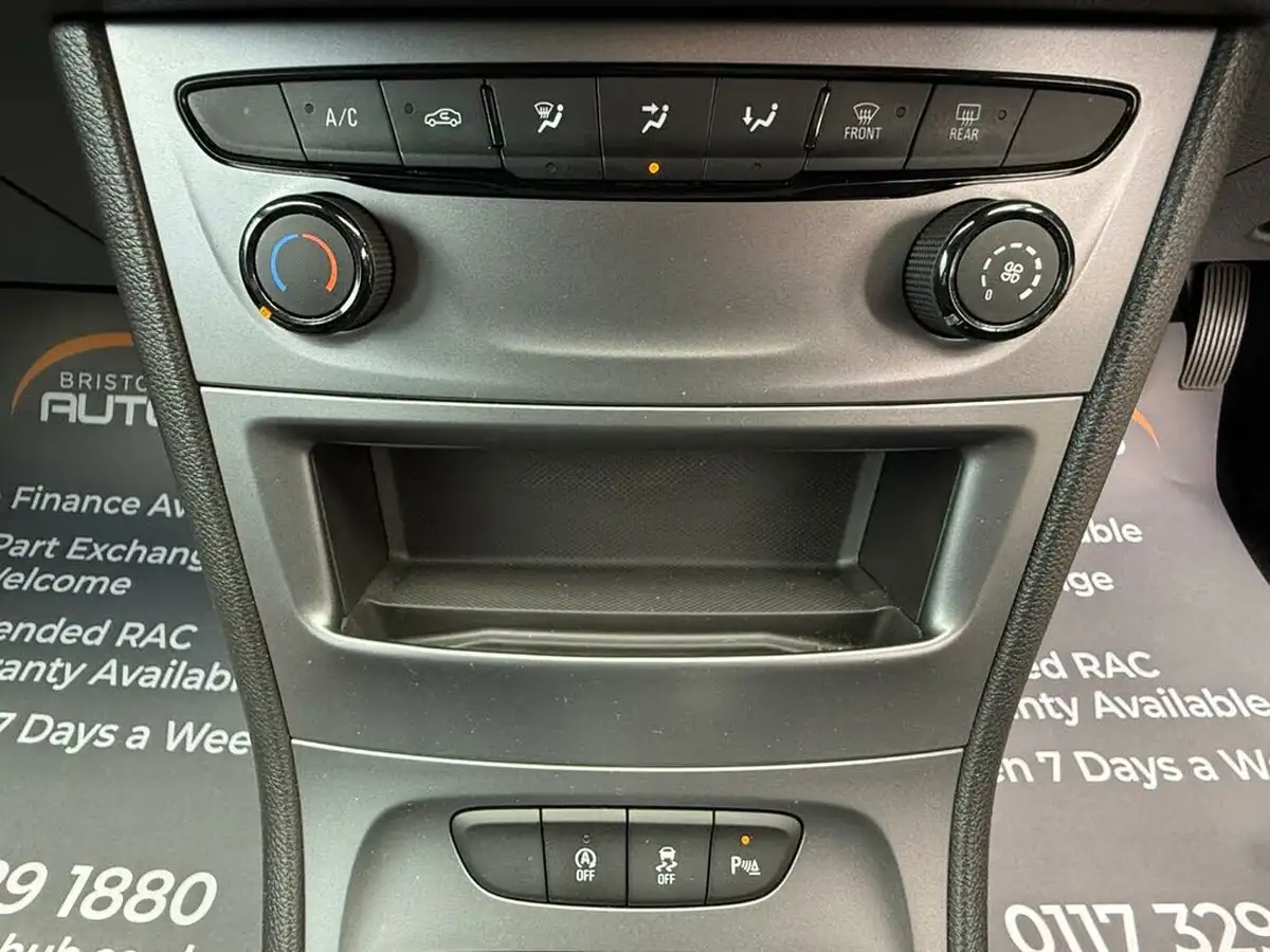 2021-vauxhall-astra-12-turbo-business-edition-nav-130ps-estate-big-43