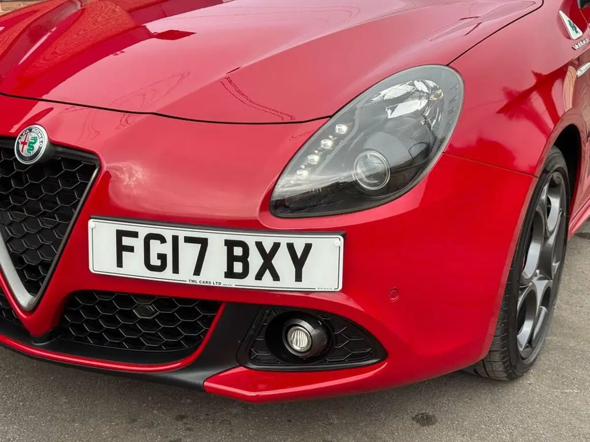 2017-alfa-romeo-giulietta-17-veloce-big-44