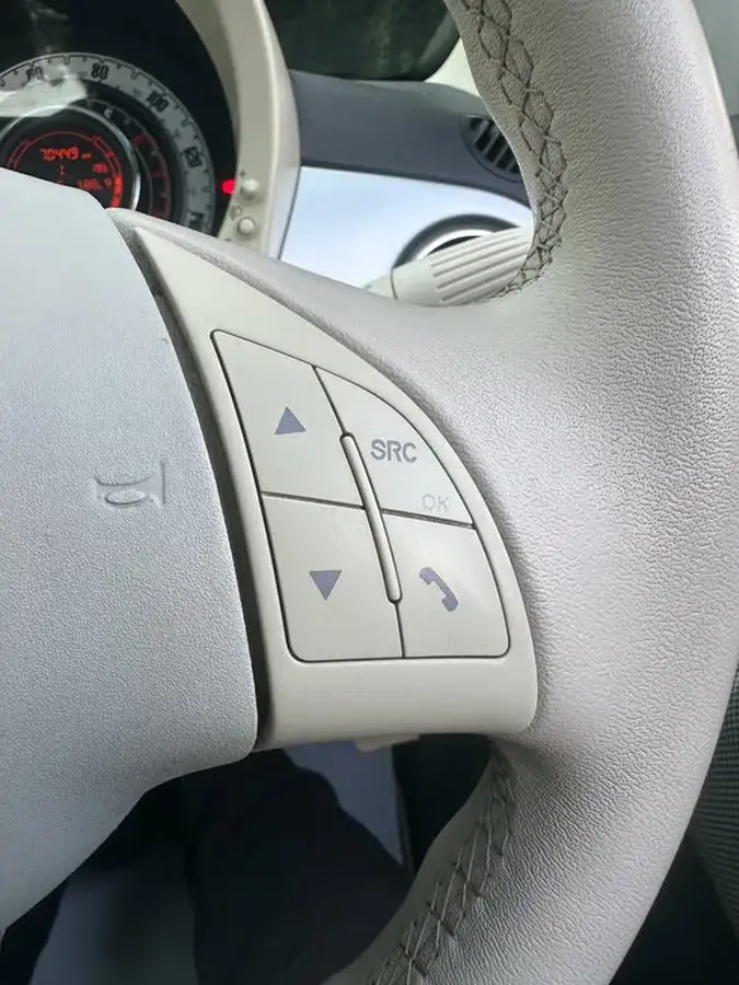 2011-fiat-500-12-lounge-big-61
