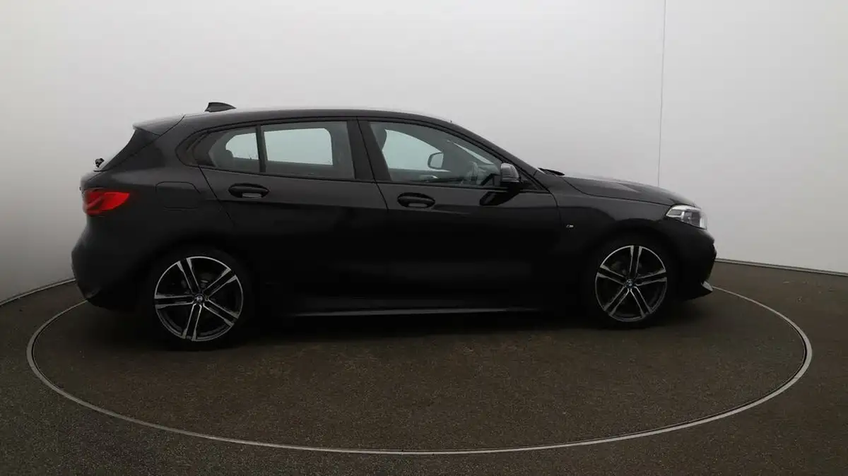 2022-bmw-1-series-15-118i-m-sport-lcp-pro-pack-big-8