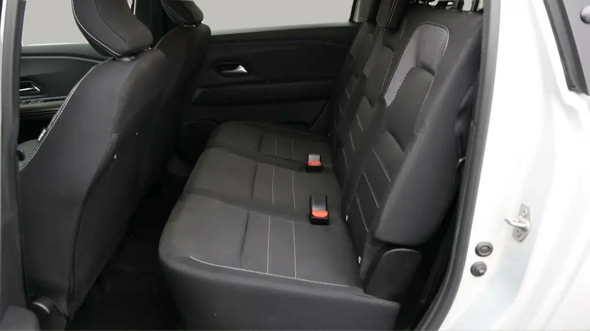2022-dacia-jogger-10-tce-extreme-se-big-15
