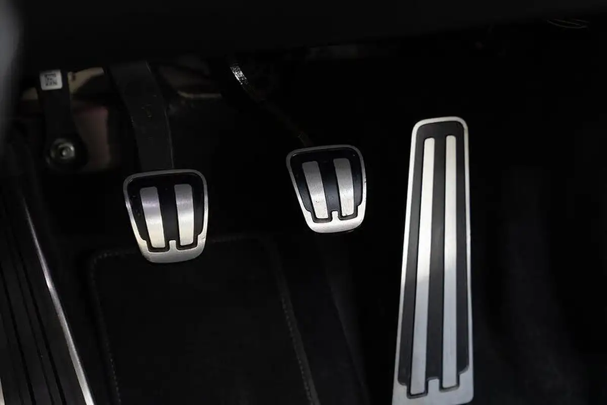 2023-porsche-911-30-carrera-t-big-19