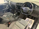 2019-volkswagen-tiguan-15-tsi-sel-small-2