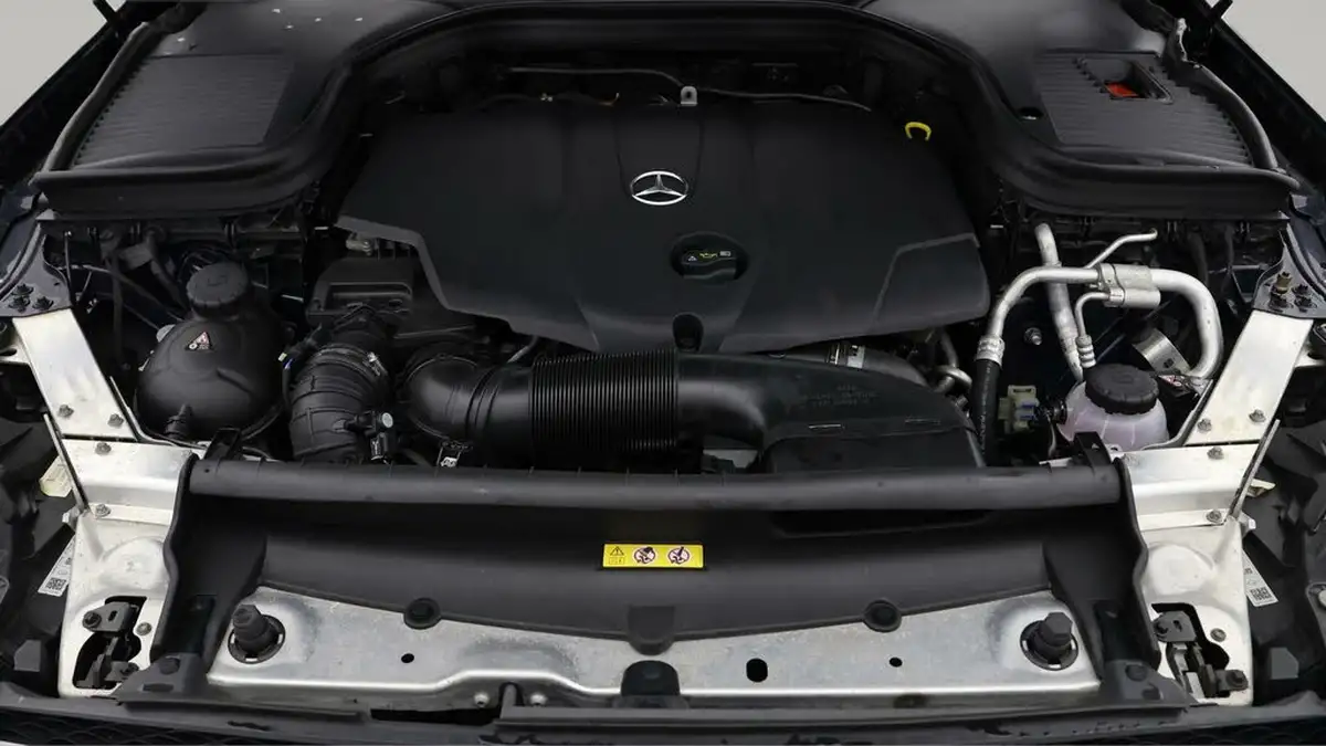 2018-mercedes-benz-glc-class-21d-glc220d-amg-line-premiumss-station-wagon-5d-big-18