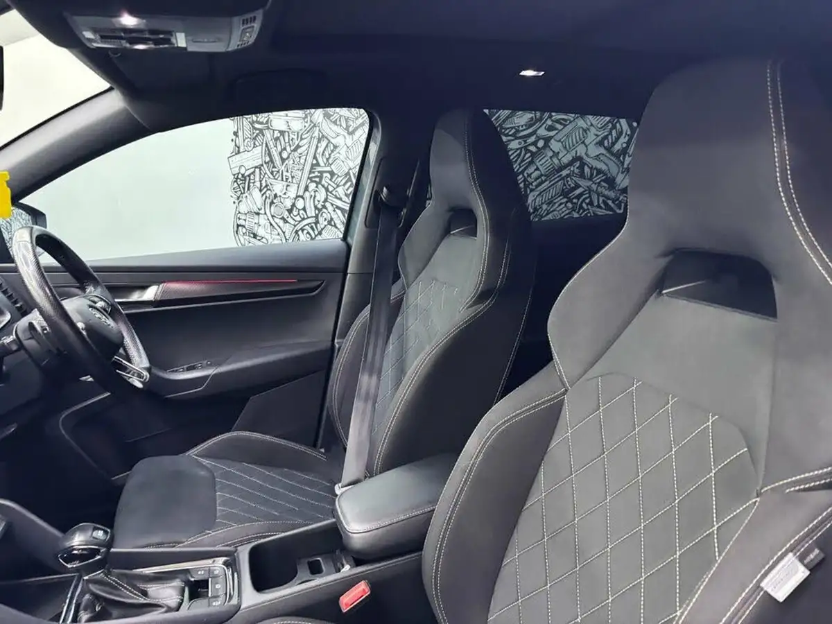 2020-skoda-karoq-15-tsi-sportline-dsg-big-15
