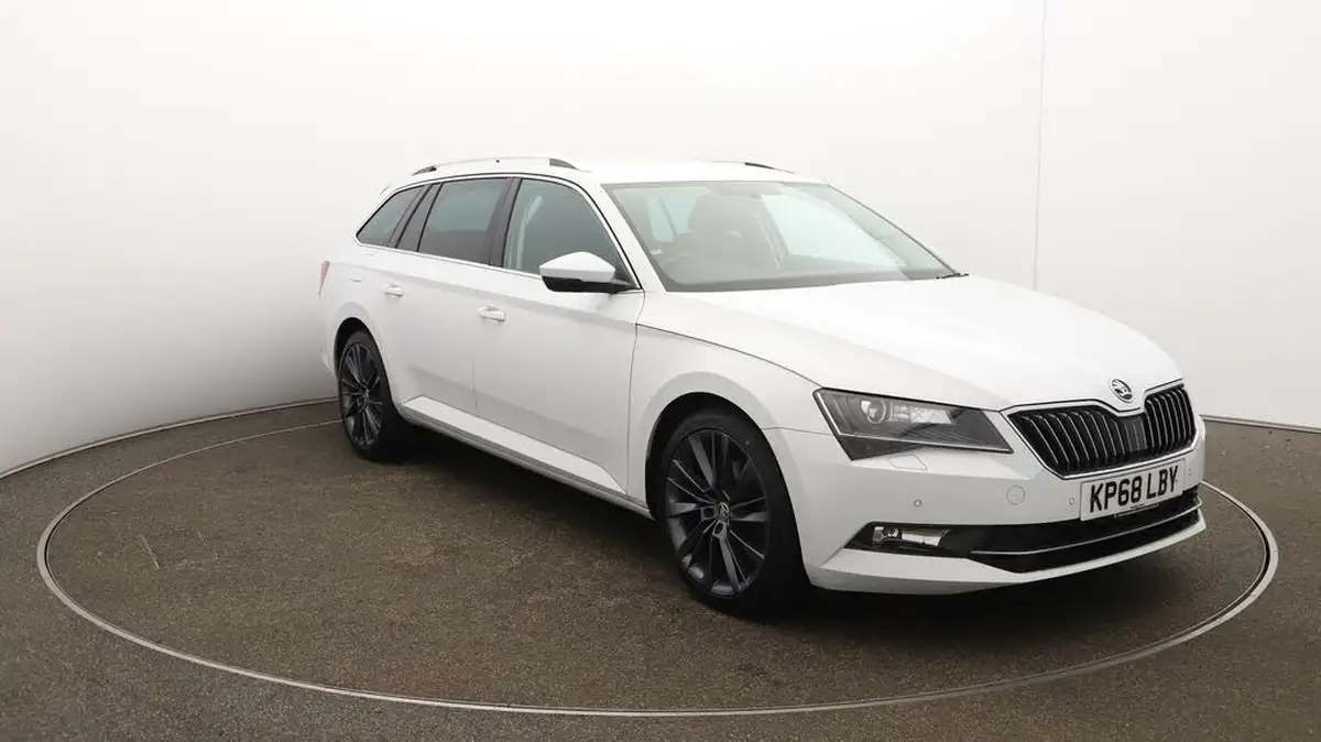 2018-skoda-superb-20tdi-scr-se-l-executive-190ps-estate-big-35