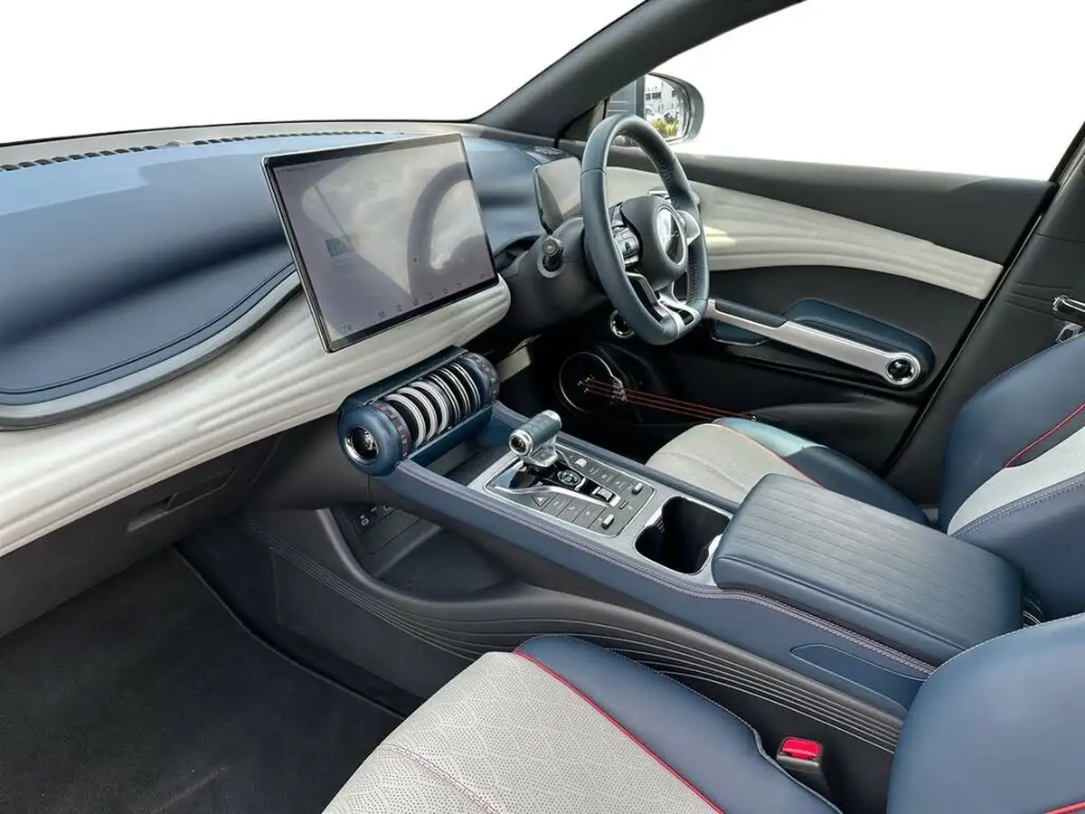 2024-byd-atto-3-e-design-big-10