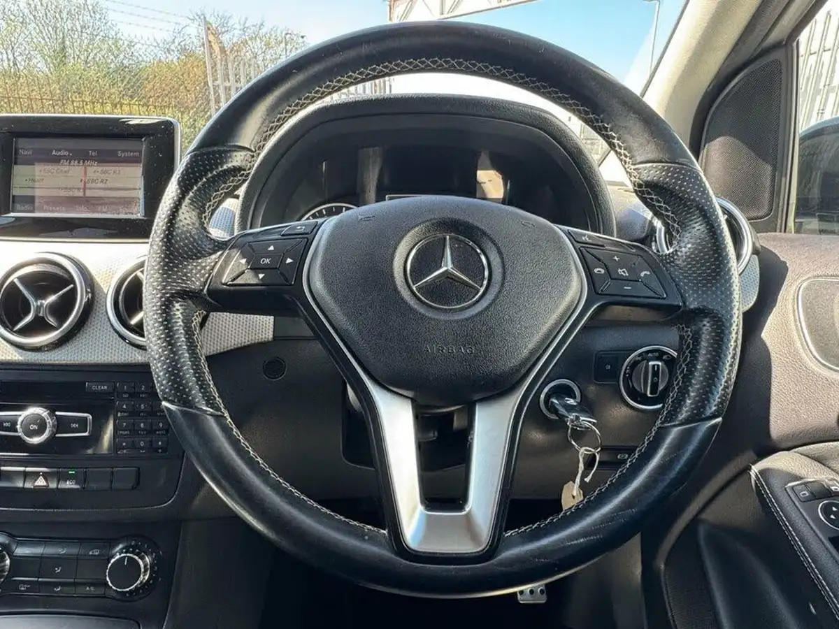 2013-mercedes-benz-b-class-18td-b180-sport-big-25