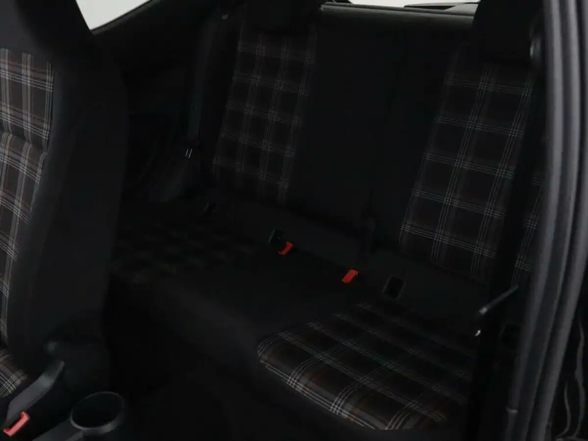 2021-volkswagen-up-10-gti-3d-big-31