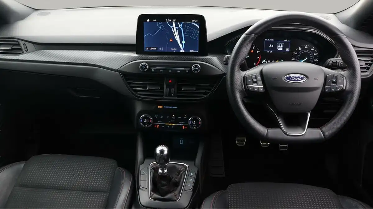2019-ford-focus-10t-st-line-x-hatchback-big-12