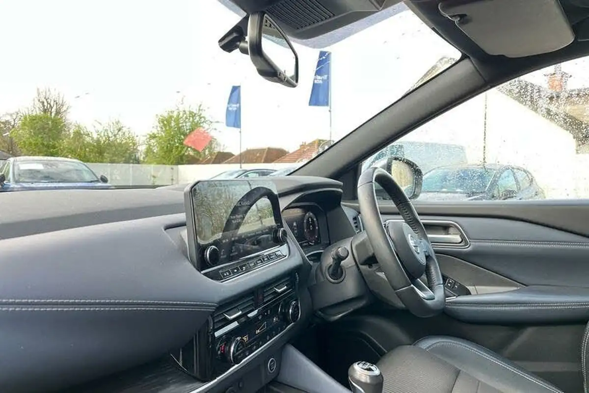 2022-nissan-qashqai-13-dig-t-tekna-140ps-mild-hybrid-big-17