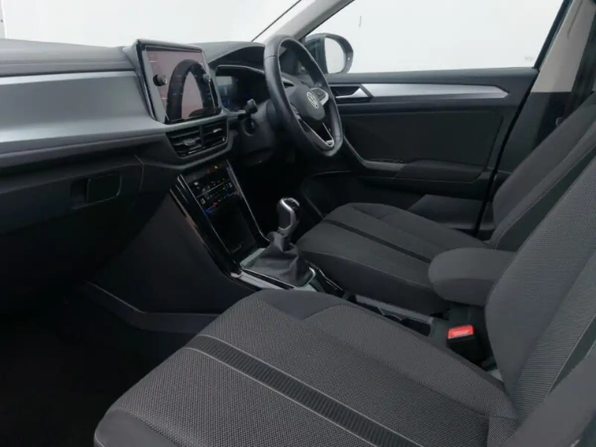 2022-volkswagen-t-roc-15-tsi-life-big-4