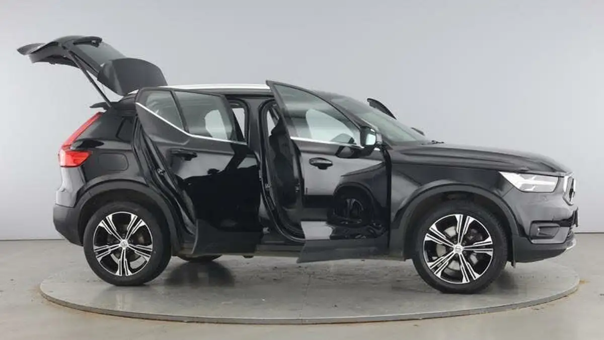 2022-volvo-xc40-15-t5-inscription-pro-big-9