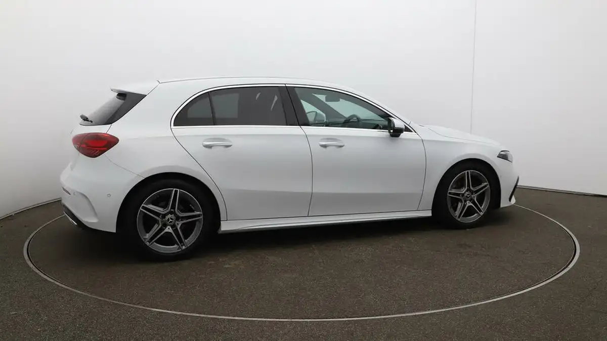 2023-mercedes-benz-a-class-13-a180-amg-line-executive-hatchback-5d-7g-dct-big-48