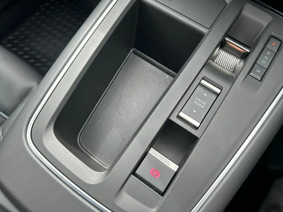 2024-citroen-c5-aircross-12-puretech-max-136ps-hybrid-e-dsc6-big-43