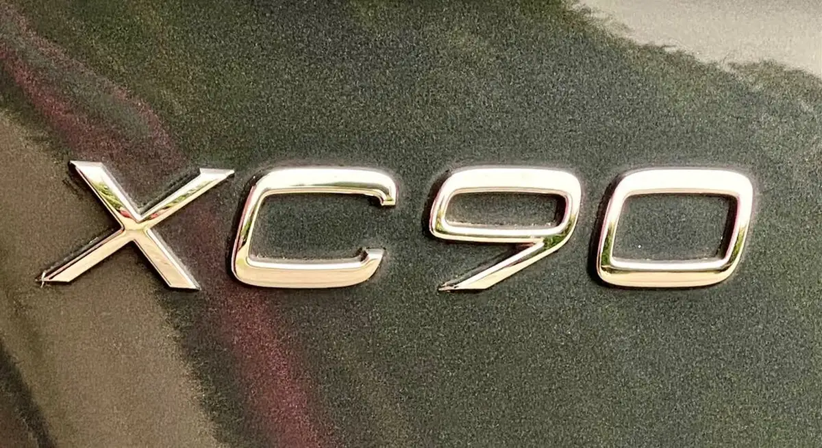 2019-volvo-xc90-20-t8-inscription-pro-384bhp-ss-big-12