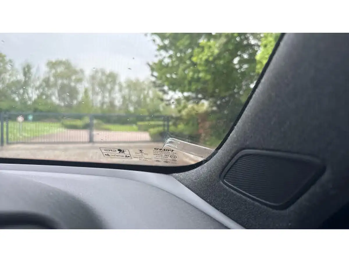 2021-volvo-xc40-15-t5-r-design-pro-258bhp-big-34