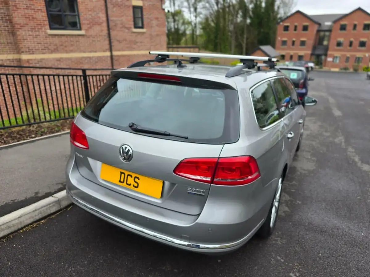 2014-volkswagen-passat-20tdi-executive-140ps-ss-estate-5d-dsg-big-22