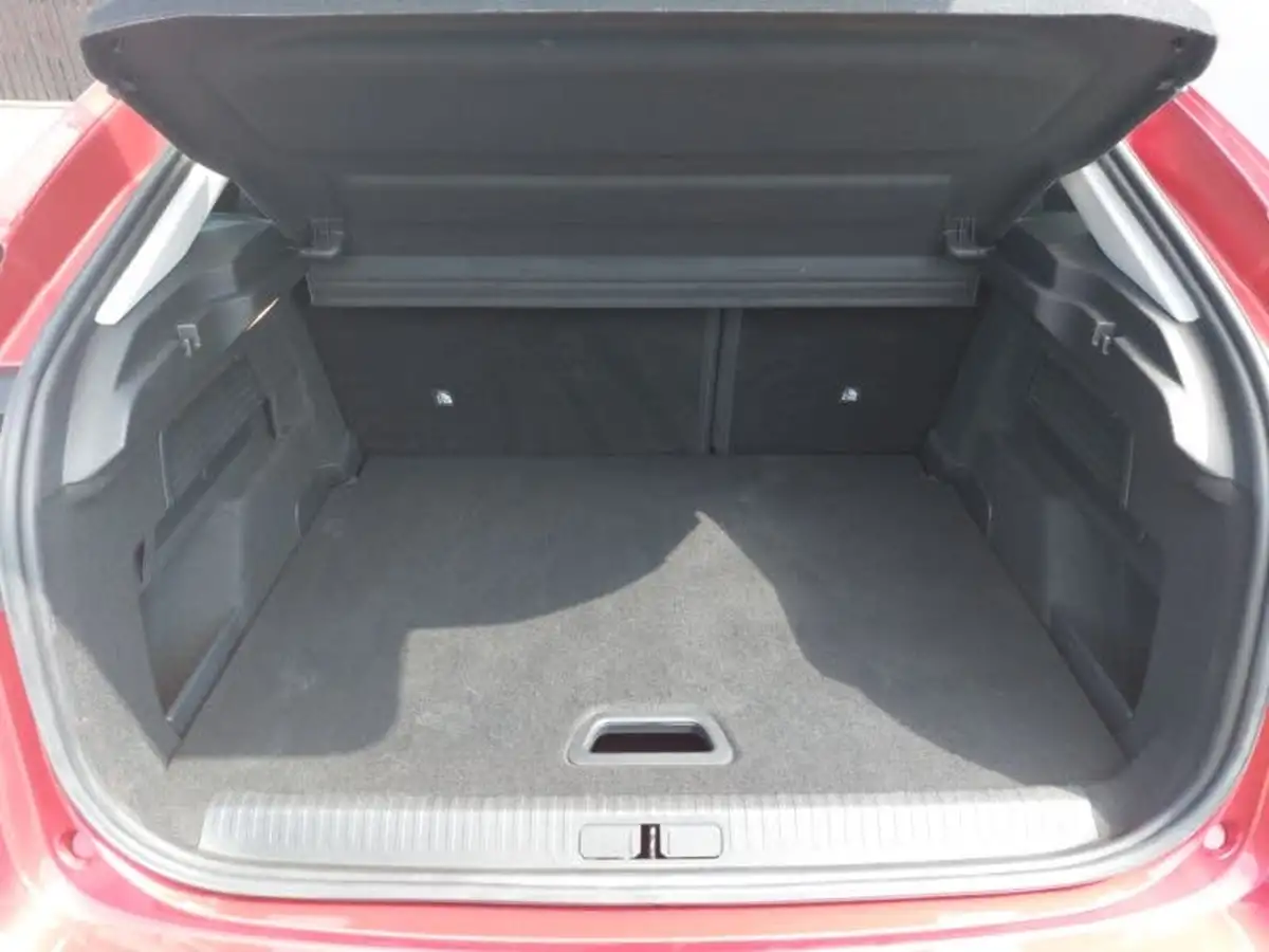 2021-citroen-c4-12-puretech-sense-plus-big-7