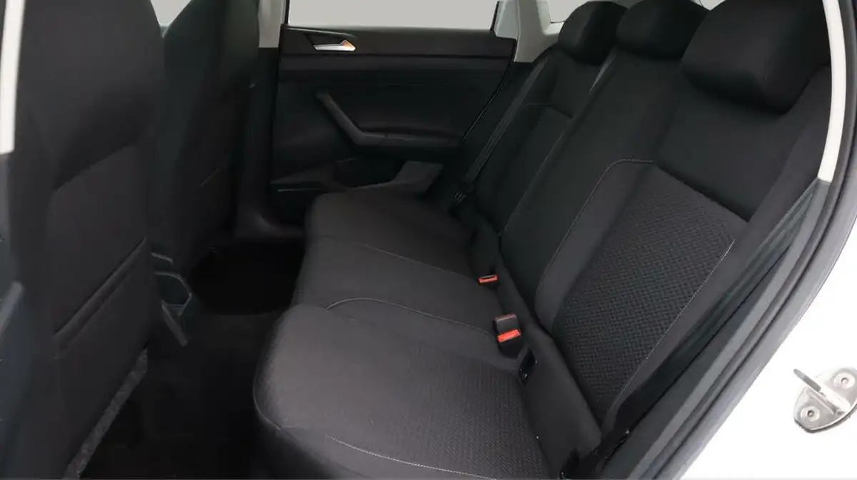 2020-volkswagen-polo-10-tsi-match-big-16