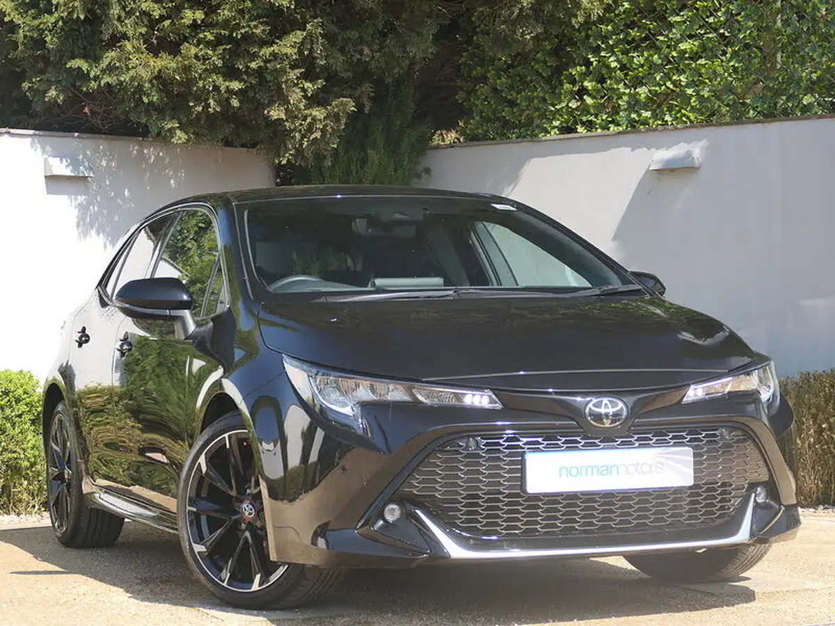 2023-toyota-corolla-18-vvt-i-gr-sport-138bhp-hatchback-big-0