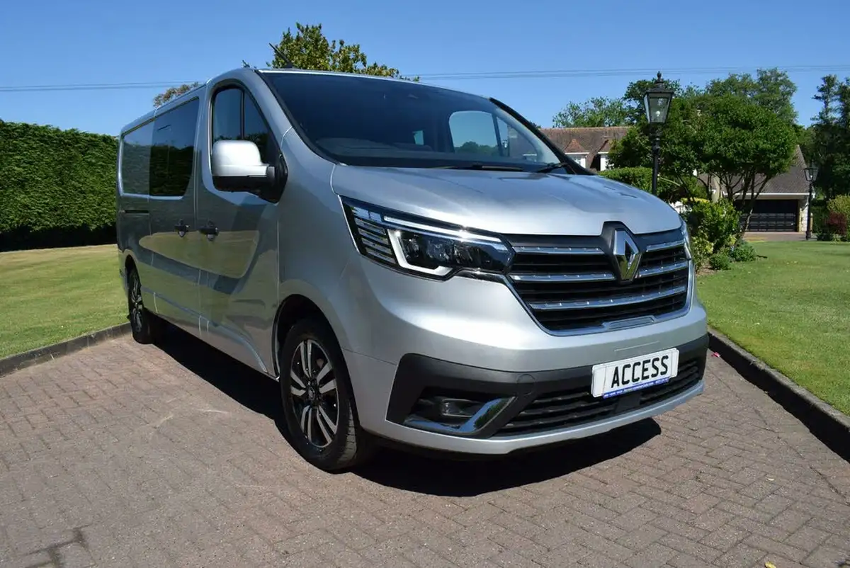 2023-renault-trafic-20dci-ll30-170-sport-crew-edc-auto-big-8