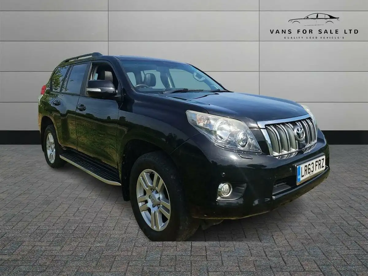 2013-toyota-land-cruiser-30td-lc5-big-9
