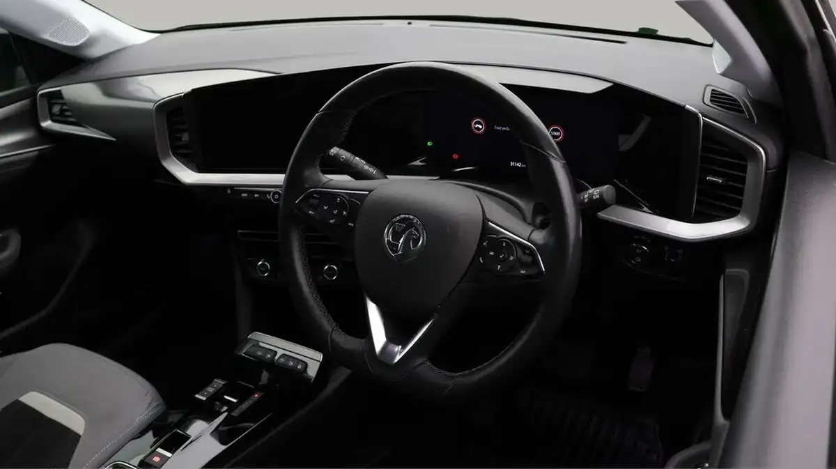 2022-vauxhall-mokka-e-elite-premium-big-8