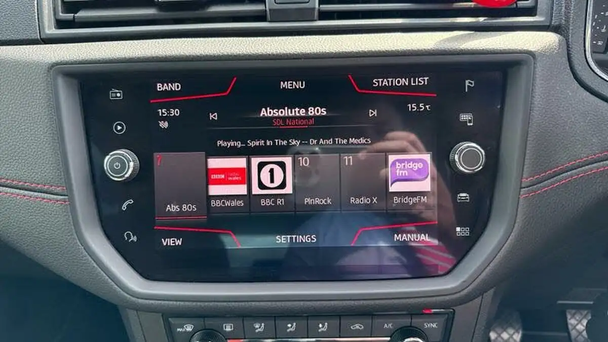 2019-seat-arona-10-tsi-fr-sport-ss-big-6