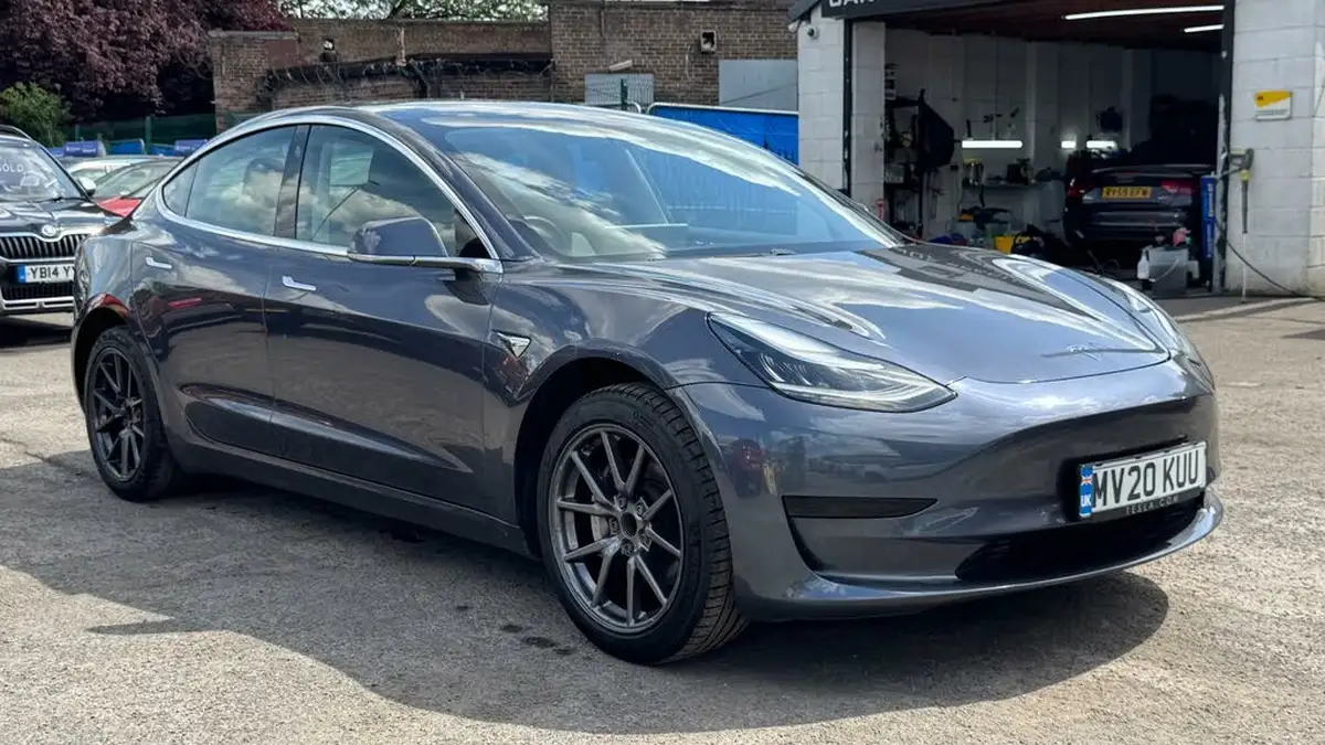 2020-tesla-model-3-e-standard-plus-big-0