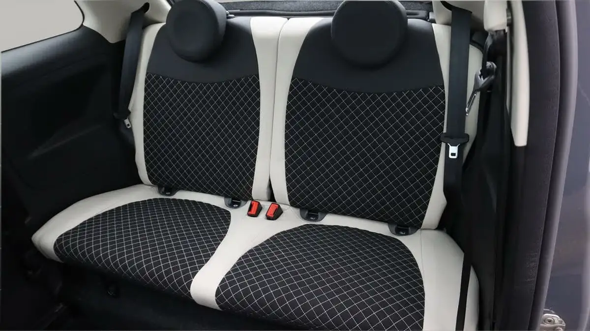 2021-fiat-500-10-dolcevita-big-16