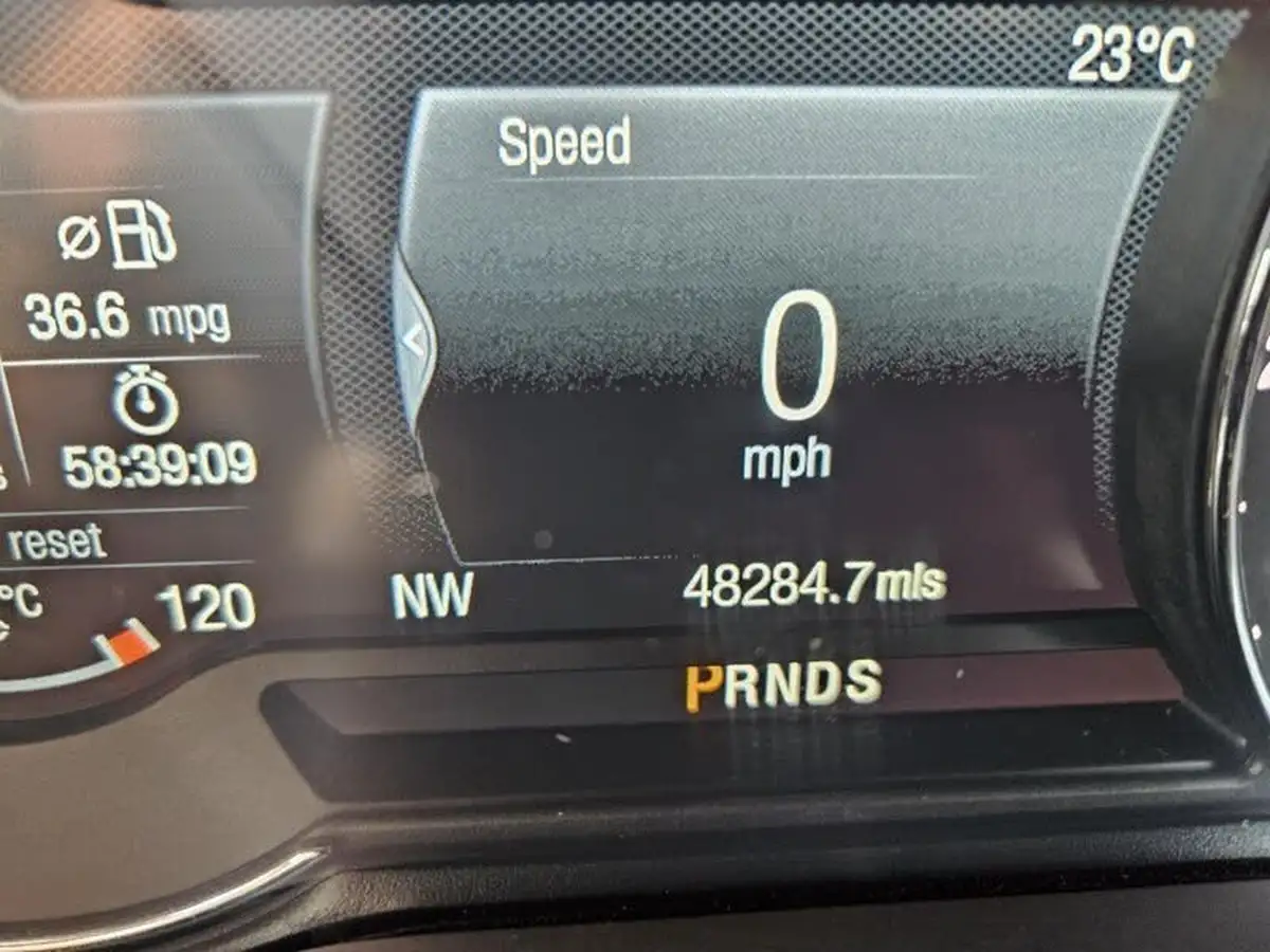 2017-ford-mondeo-20tdci-titanium-180ps-hatchback-powershift-big-23