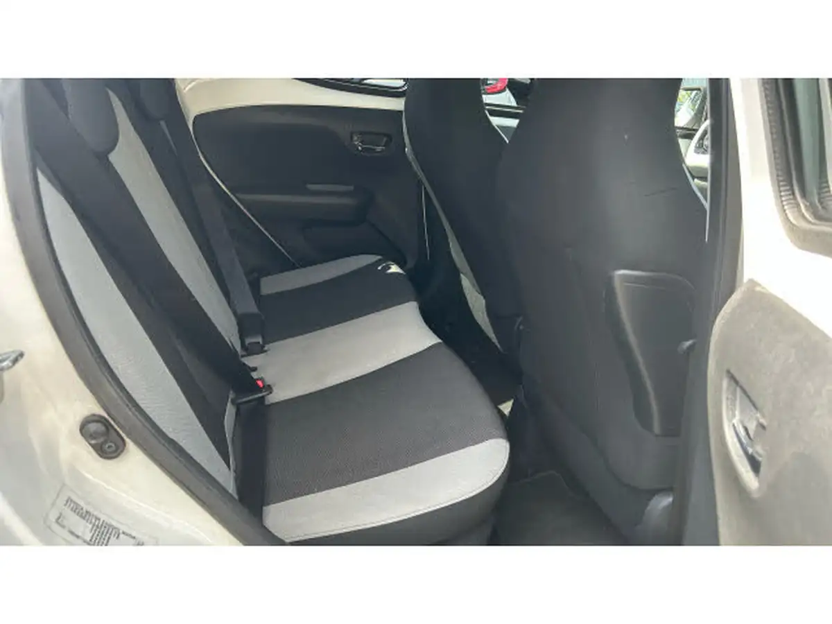 2018-toyota-aygo-10-vvt-i-x-style-71bhp-big-11