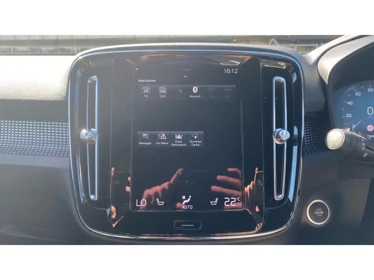 2021-volvo-xc40-20-b4-r-design-pro-194bhp-auto-big-26