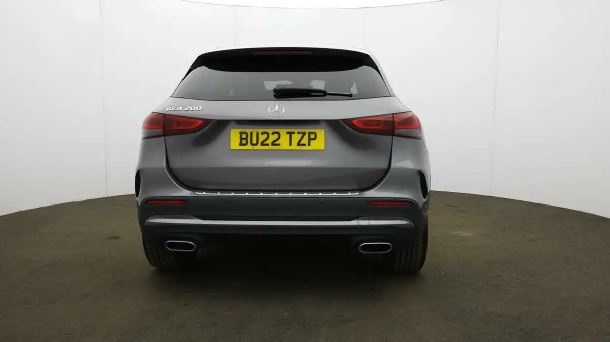 2022-mercedes-benz-gla-class-13-gla-200-amg-line-executive-big-62