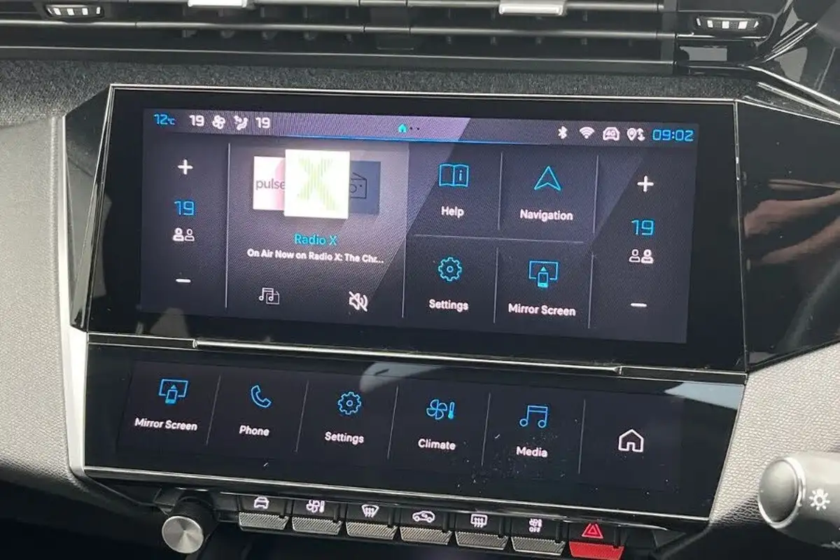 2024-peugeot-408-16-puretech-allure-premium-225ps-big-16