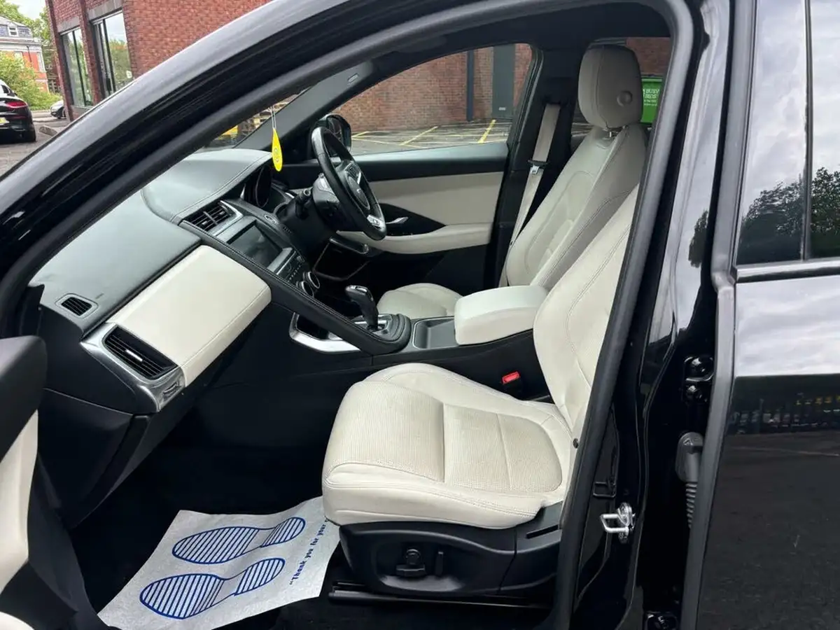 2020-jaguar-e-pace-20-i4-r-dynamic-se-249ps-big-9