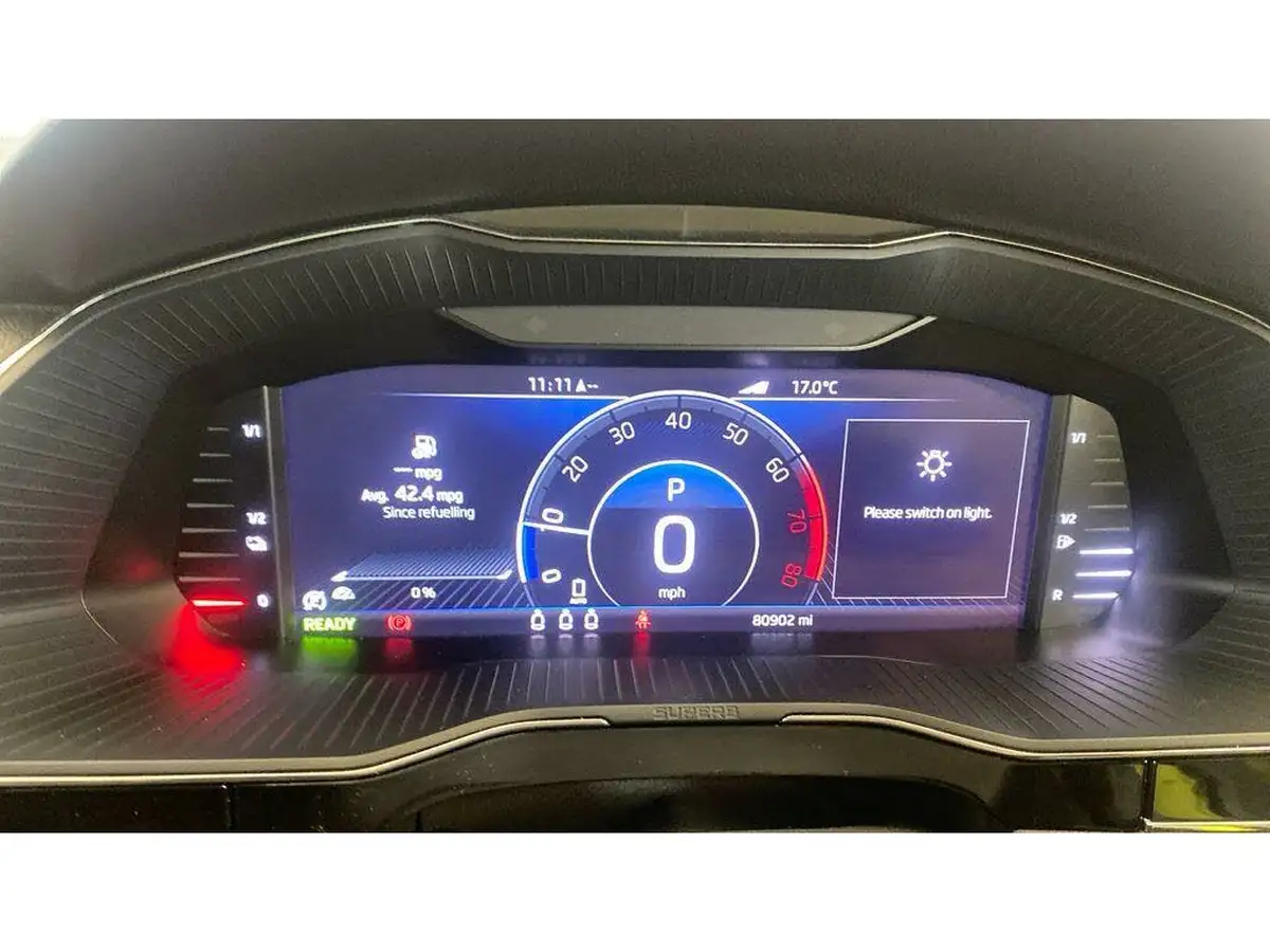 2021-skoda-superb-14-tsi-laurin-klement-estate-big-10