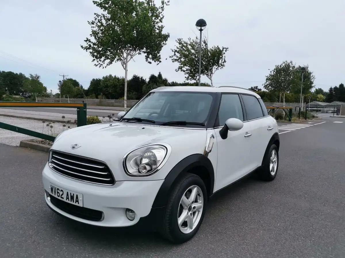 2012-mini-countryman-16-one-98bhp-big-29