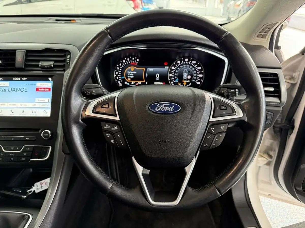 2019-ford-mondeo-15t-titanium-edition-estate-big-36